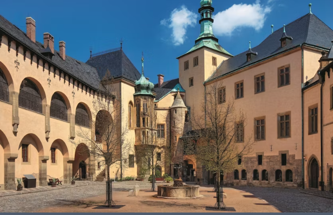 Kutná Hora city tour from Prague with Admissions - Image 3